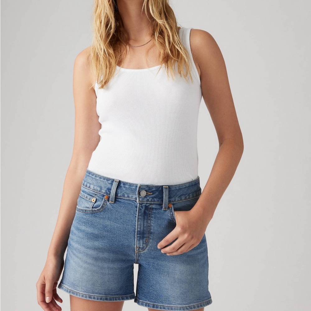NWT Levi’s A Line Shorts